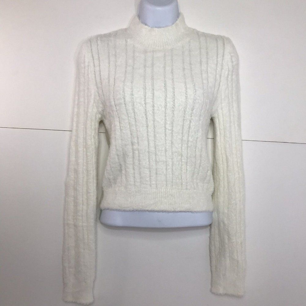 Forever 21 White Fur Cropped Cable Knit Sweater Juniors Size Medium